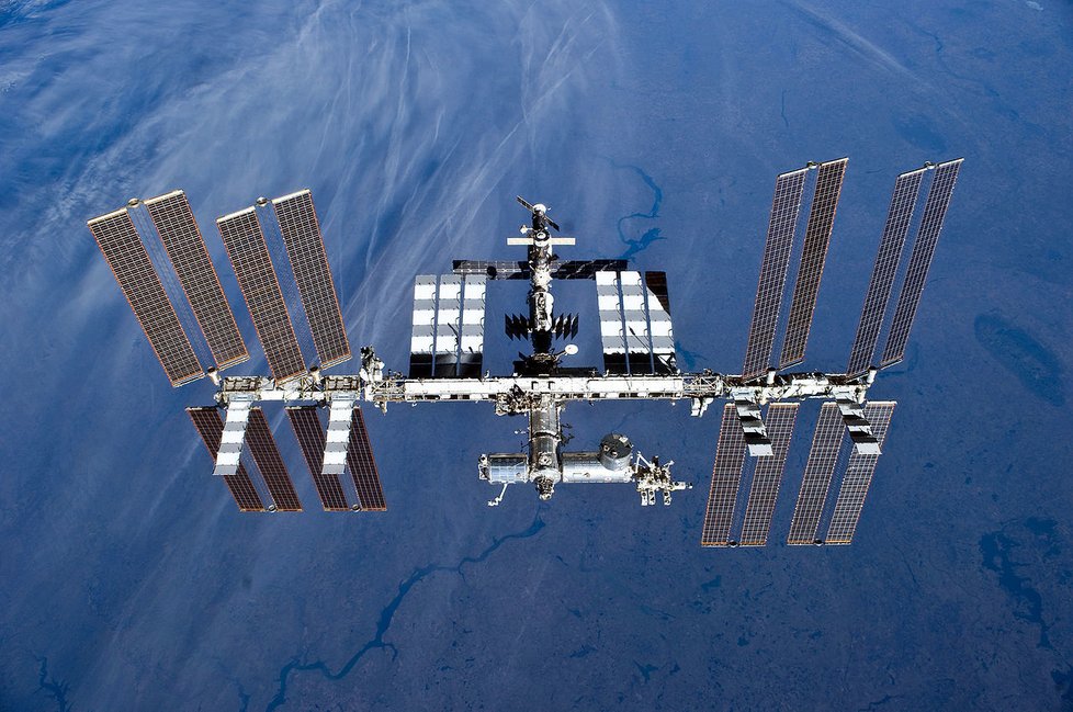 ISS v dubnu 2010.