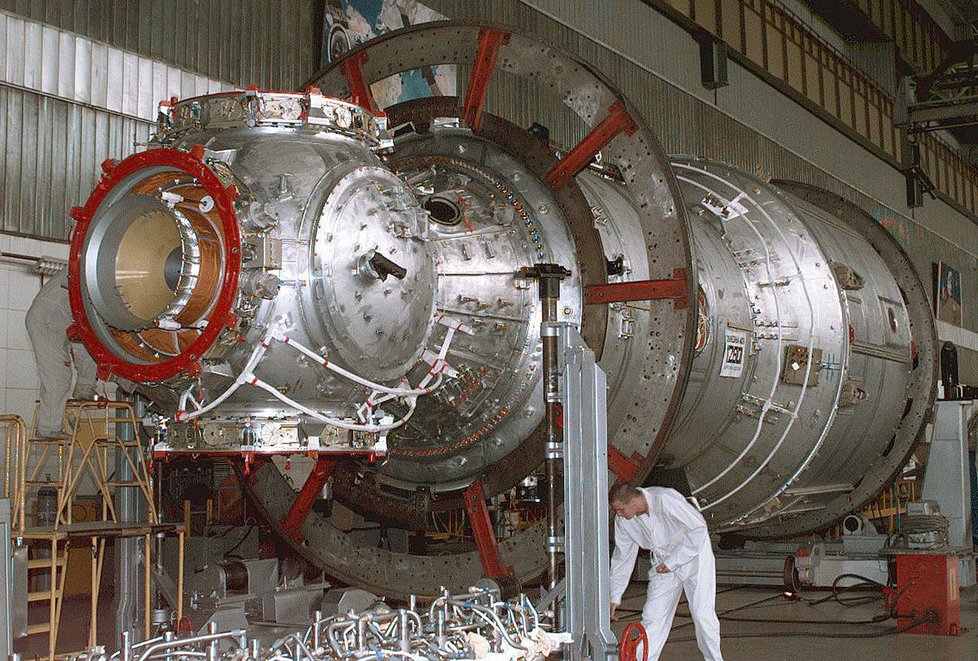 Modul Zvezda měl být původně jádrem stanice Mir 2.