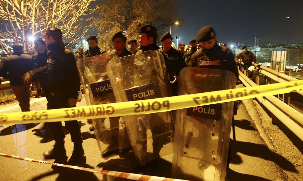 Výbuch v istanbulském metru si vyžádal nejméně pět zraněných