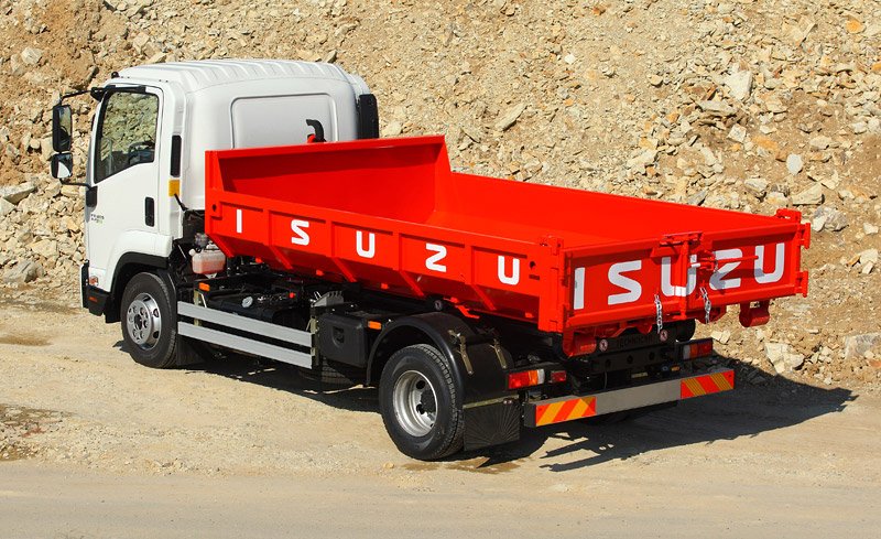 Isuzu