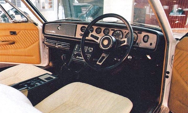 Isuzu 117 Cruiser (1972)