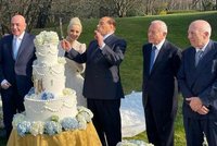 Bývalý italský premiér Berlusconi (85) do toho praštil: Tajná svatba!