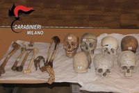 Italové prodávali kusy těl z Česka: Nakoupili je za pár šupů a prodávali draze sběratelům