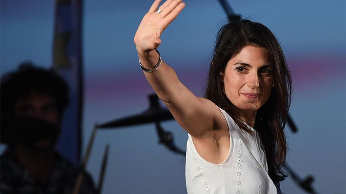 Jsem starostka, ne starosta. Říká i Virginia Raggi z Říma.