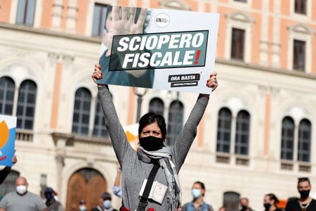 Italové protestovali proti opatřením, ta se dále zpřísní (25. 10. 2020).