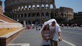 Až 48 °C a příchod čtvrté vlny horka. Výhled meteorologů na 10 dní dovolenkáře nepotěší
