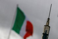 Itálie zváží povinné očkování všech. Minimálně se mu nevyhnou státní zaměstnanci