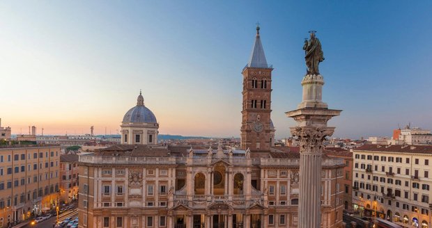 V kostele Santa Maria Maggiore došlo k útoku.