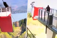 Okamžiky hrůzy před smrtí! Uniklo video zachycující pád lanovky v Itálii. Zemřelo 14 lidí