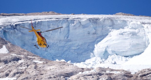 V italských Dolomitech zemřel český turista: Zřítil se z vrcholu ledovce
