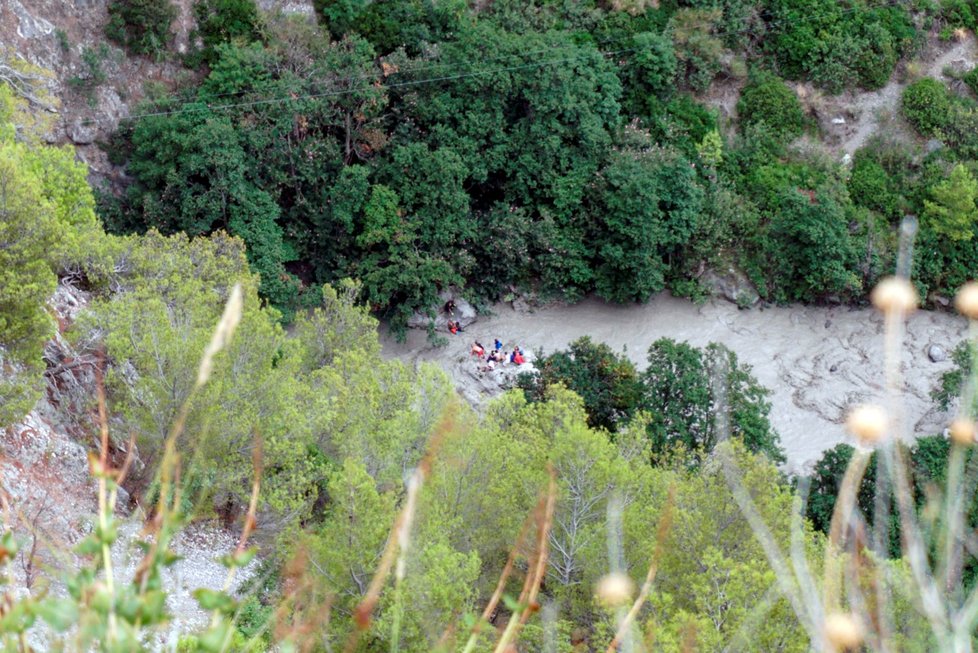 Nejméně deset turistů zahynulo v národním parku na jihu Itálie