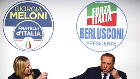 Giorga Meloniová a Silvio Berlusconi.