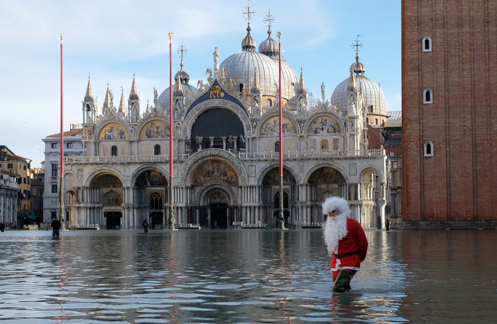 Benátky postihly další větší záplavy. (23.12.2019)