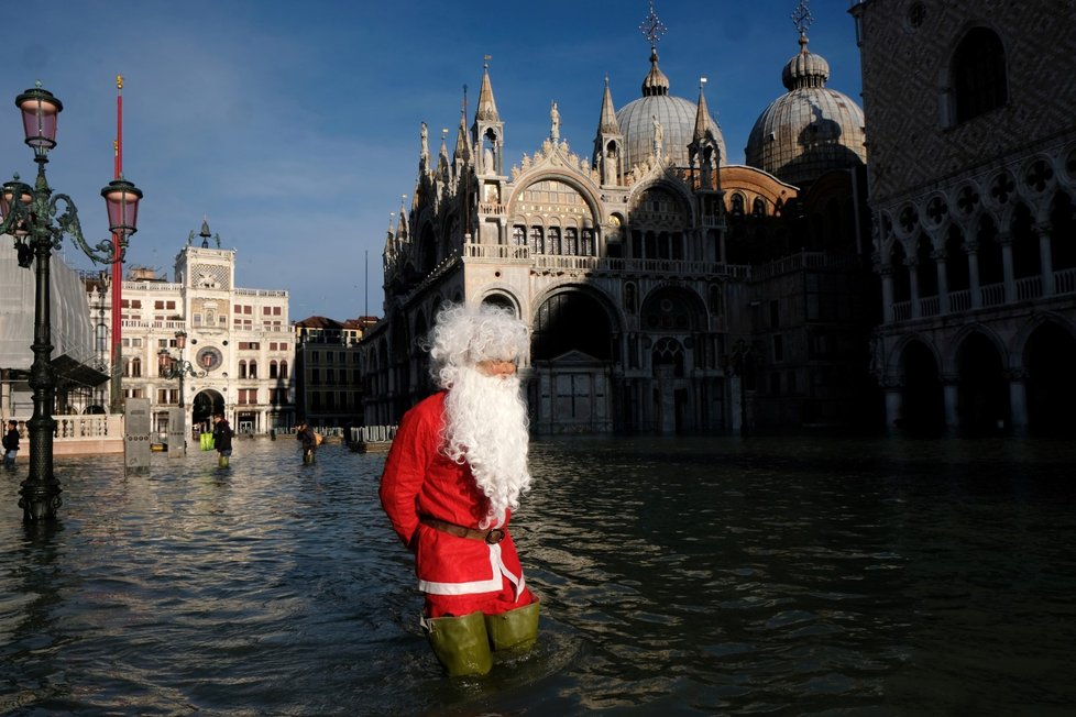 Benátky postihly další větší záplavy. (23.12.2019)