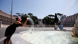 Spalující vedro trápí i Itálii. V Římě bude až 40 °C, lidé kolabují na ulicích
