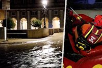 Střední Itálii decimují povodně: 7 mrtvých a pohřešované dítě. Voda vzala vše, co jí stálo v cestě