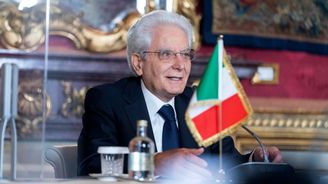 Italským prezidentem je opět Mattarella. Politici nedokázali zvolit jeho nástupce