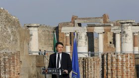 Italský premiér Renzi v Pompejích oficiálně zpřístupnil dalších šest původních římských domů.