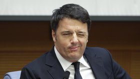 Italský premiér Renzi plánuje postihy na líné úředníky.