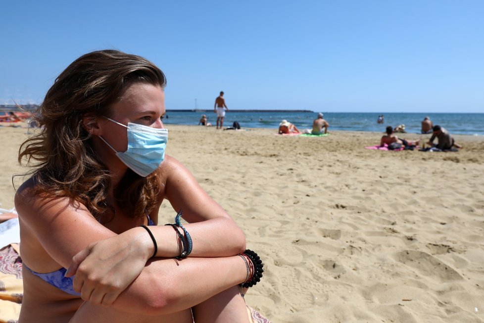 Návrat roušek na Sicílii (30. 8. 2021) Návrat roušek na Sicílii (30. 8. 2021)