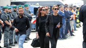 Pohřeb expremiéra Berlusconiho: Dorazila i jeho bývalá přítelkyně Francesca Pascaleová.