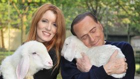 Bývalý italský premiér Silvio Berlusconi se dal na záchranu zvířat.