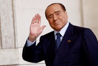 Zemřel italský expremiér Berlusconi (†86). Trpěl vzácnou formou leukémie