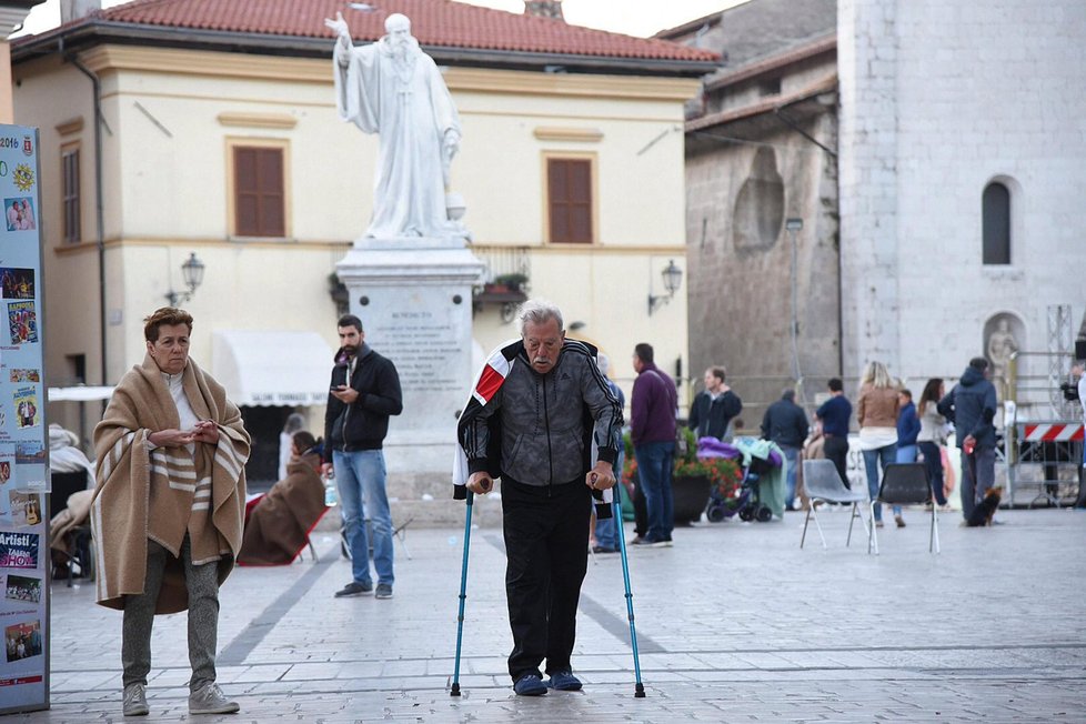 Zemětřesení o síle 6,2 stupně bylo cítit ve velké části Itálie, a to i v Římě, který leží 150 kilometrů od epicentra