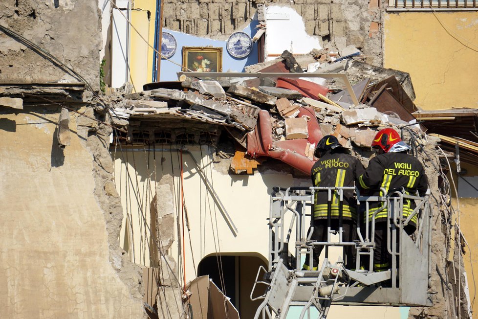 K neštěstí došlo v městečku Torre Annunziata, které leží na úpatí Vesuvu.