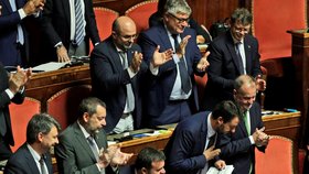 Nová vláda premiéra Conteho získala důvěru i v italském Senátu (10. 9. 2019)