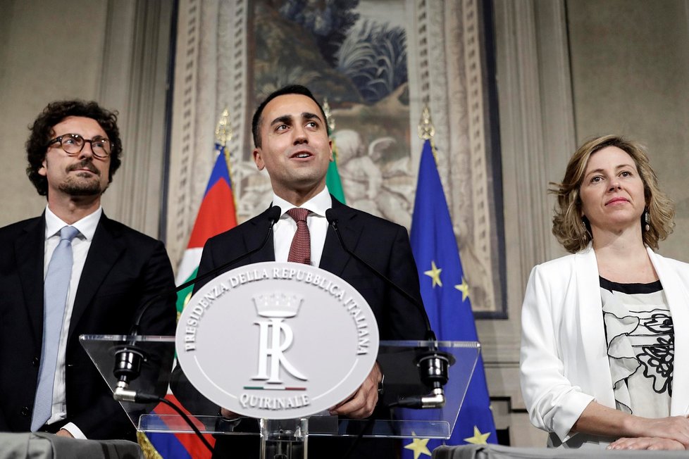 Luigi Di Maio 21.5. potvrdil italským médiím, že společným kandidátem Hnutí pěti hvězd a Ligy Severu na post premiéra je 54letý profesor práv Giuseppe Conte.