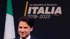 Italským premiérem patrně bude 54letý Giuseppe Conte, relativně neznámý profesor správního práva bez zkušeností s politikou (21.5.2018).