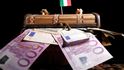 Italské podniky a domácnosti se potýkají s drahými energiemi. Země směřuje do recese.