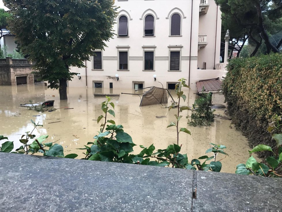 Záplavy v Itálii za sebou zanechaly nejméně 6  mrtvých