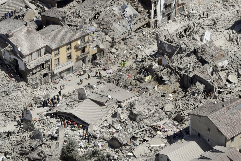 Itálii zasáhlo silné zemětřesení: Amatrice (24. 8. 2016)