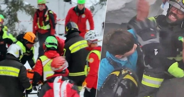Lavinu přežily i dvě děti. Z hotelu v Itálii vyprostili osm lidí