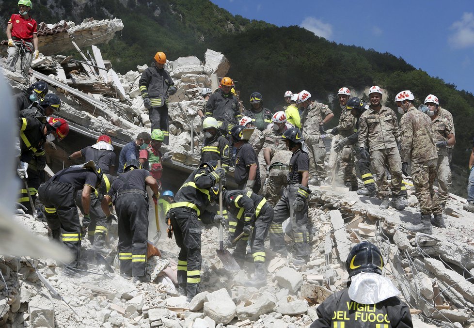Itálii zasáhlo silné zemětřesení: Pescara del Tronto.