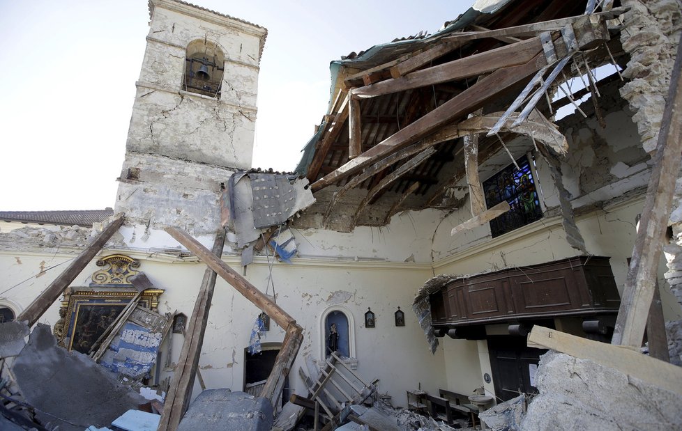 Následky zemětřesení v Itálii