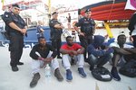 Migranti snažící se překonat Středozemní moře směrem do Evropy
