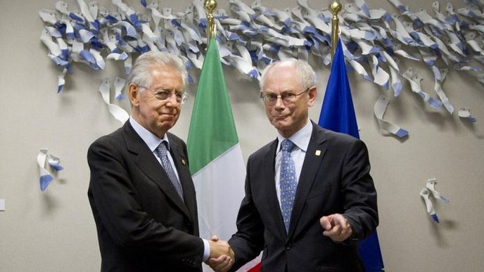 Italský premiér Mario Monti s unijním prezidentem Van Rompuyem