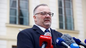 Ministr dopravy Ivan Bednárik.