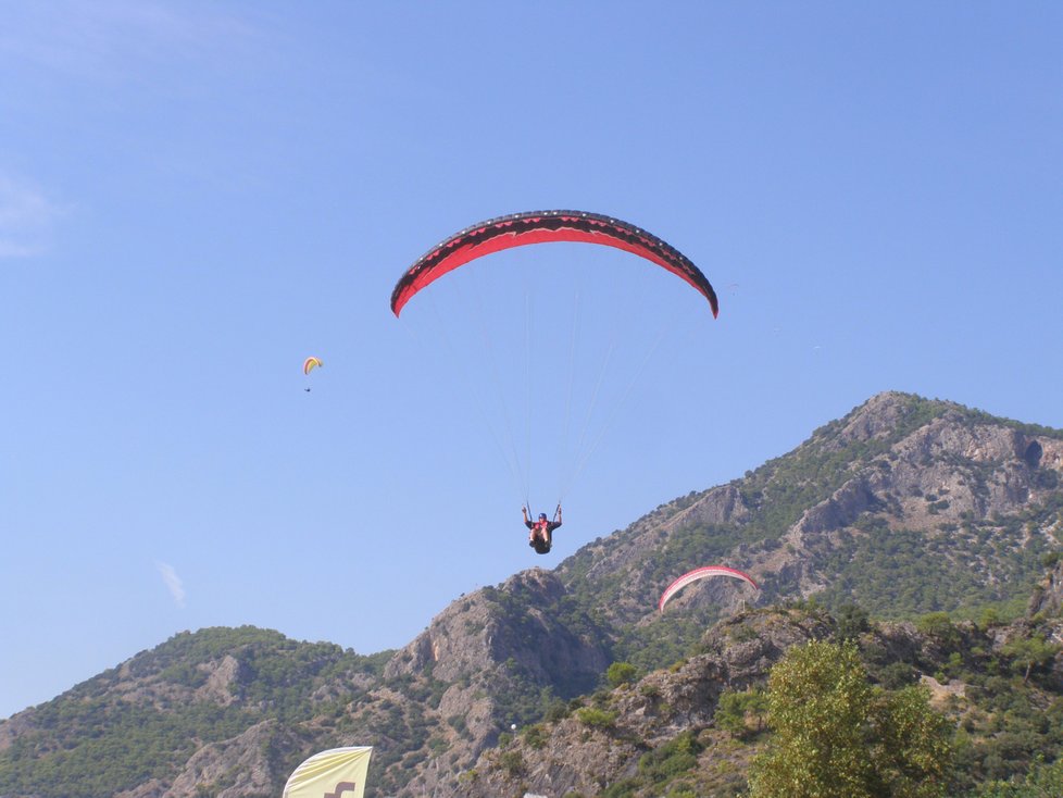 Paragliding