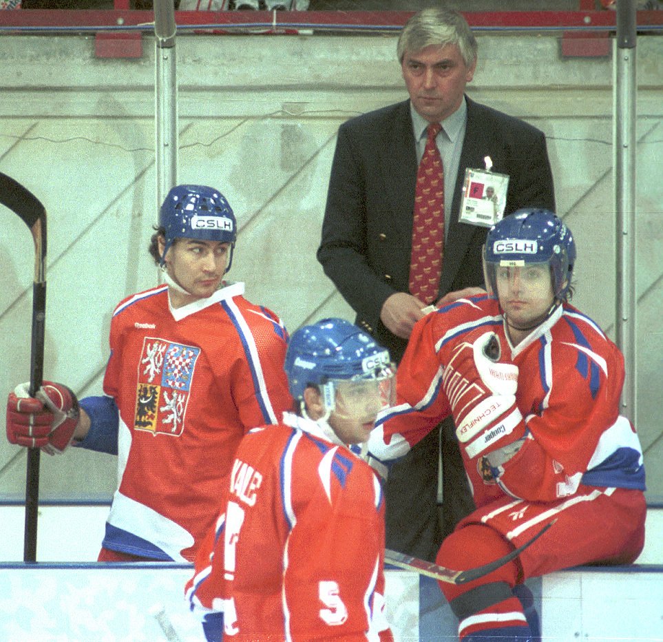 Charismatický hokejový trenér Ivan Hlinka, šéf zlatého olympijského týmu z Nagana 1998