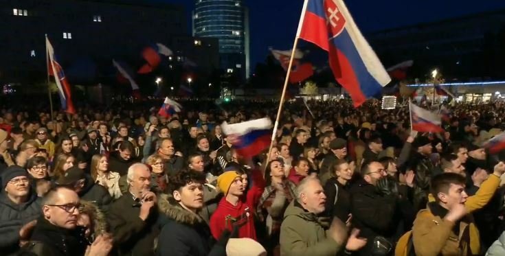 Slovenský prezidentský kandidát Ivan Korčok uspořádal největší předvolební mítink (19.3.2024)