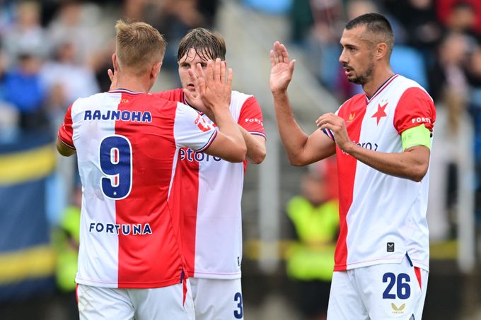 Varnsdorf - Slavia 1:5. Rotace sešívaných a drsný úvod, Schranz dal hattrick Varnsdorf - Slavia 1:5. Rotace sešívaných a drsný úvod, Schranz dal hattrick