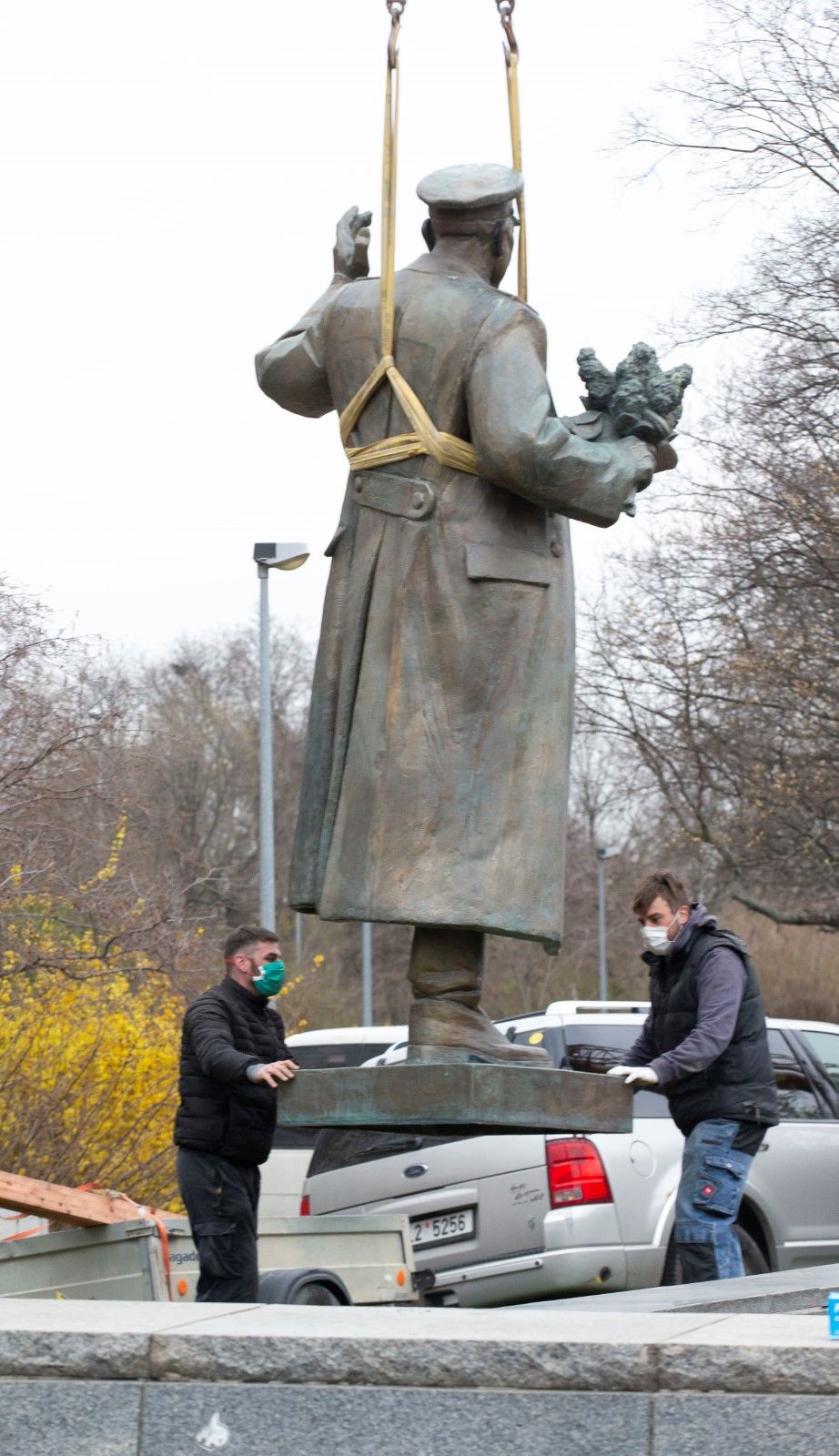 Socha maršála Koněva byla z náměstí Interbrigády odstraněna v dubnu. Od té doby se zatím stále pátrá po jejím dalším využití. Muzeum paměti XX. století by ji rádo vidělo v jedné ze svých budoucích expozic. (ilustrační foto)