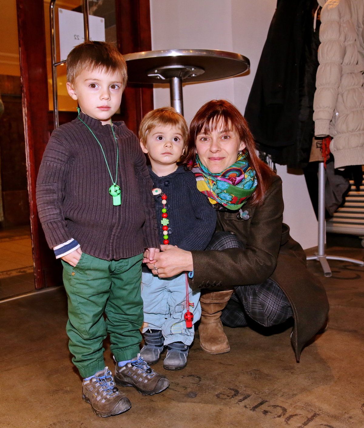 Klára Trojanová-Pollertová se svými syny – Toníkem a nejmladším Vašíkem.