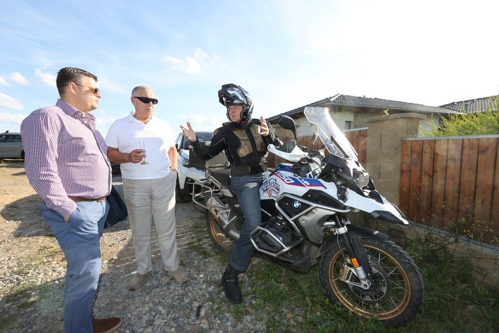 Lou Fanánek Hagen zapředl rozhovor s hercem Ivanem Vyskočilem.