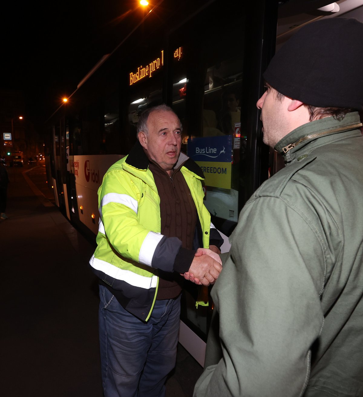 Ivan Vyskočil přivezl autobusem volyňské Čechy z Ukrajiny postižené válkou.