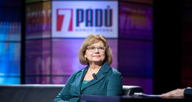 Ivana Andrlová v talkshow 7 pádů Honzy Dědka Ivana Andrlová v talkshow 7 pádů Honzy Dědka